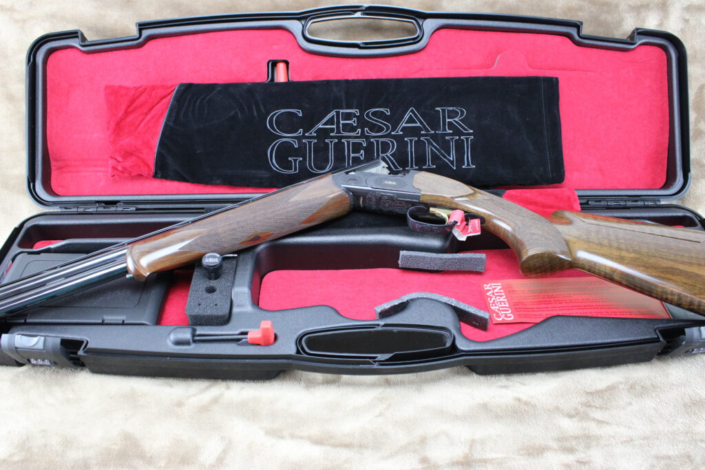 Caesar Guerini Summit Sporting Black - Adj comb - 20ga/32" - RH - new Item# 190341