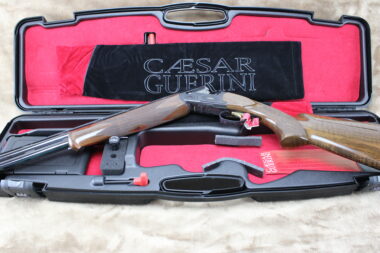Caesar Guerini Summit Sporting Black - Adj comb - 20ga/32" - RH - new Item# 190341