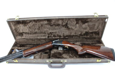 Browning CXT ADJ RH 32" Used/Excellent Item# 01914YT131